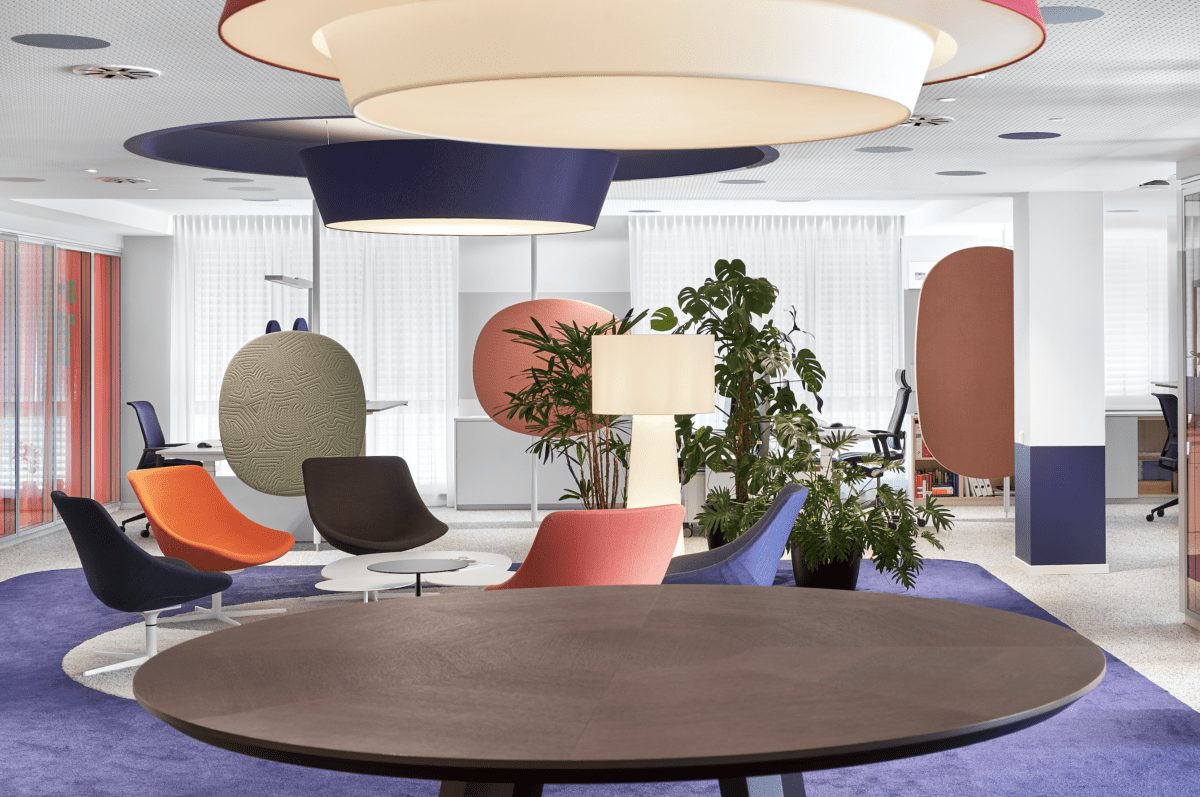 Ippolito Fleitz Group, Bonn, Aktion Mensch, Aktion Mensch HQ, Germany, workspace interiors, colourful office, diversity, OnOffice magazine