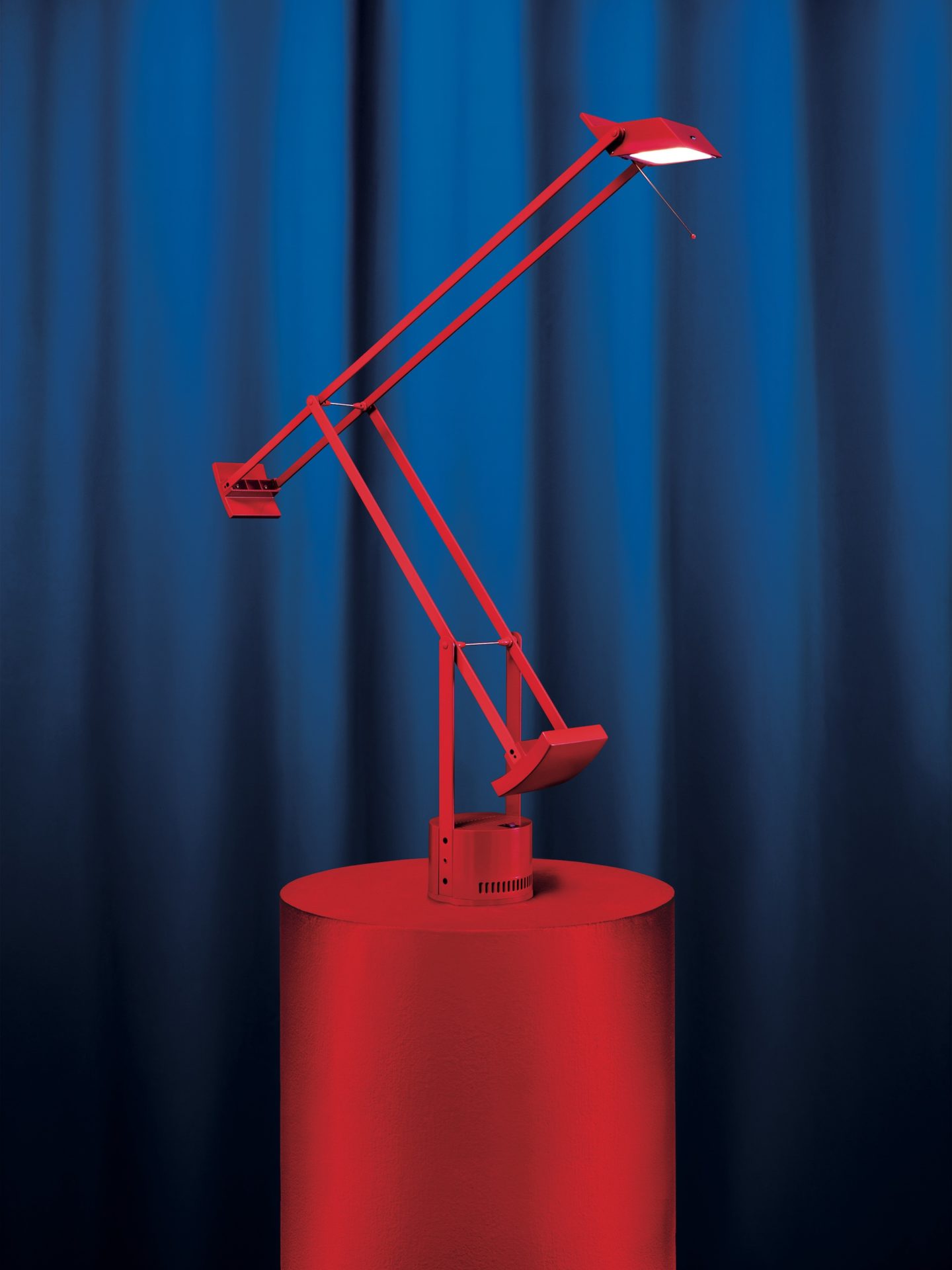 Design London Red Lamp