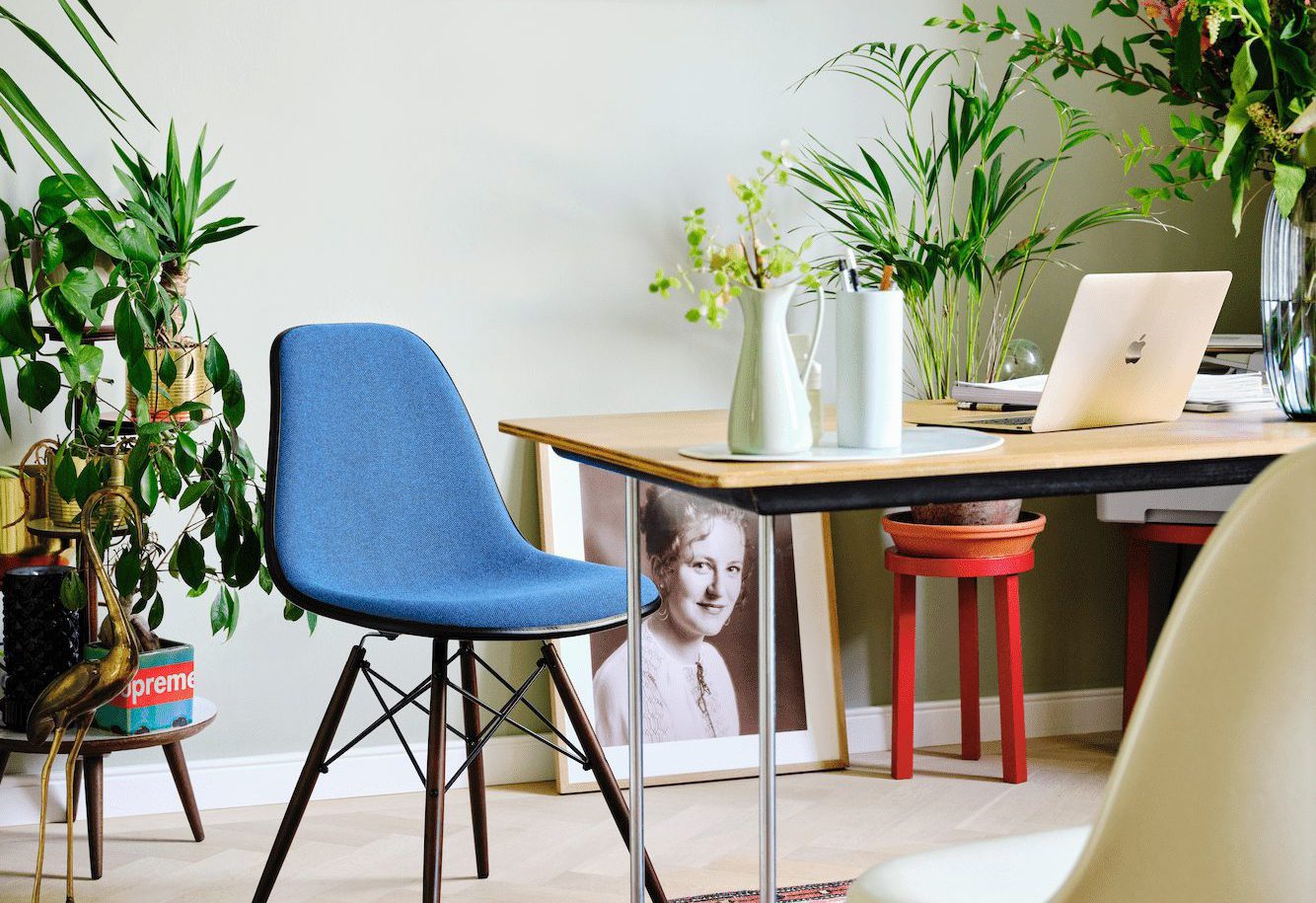 35 Home Office Decor Ideas + Designs for a Creative Work Space