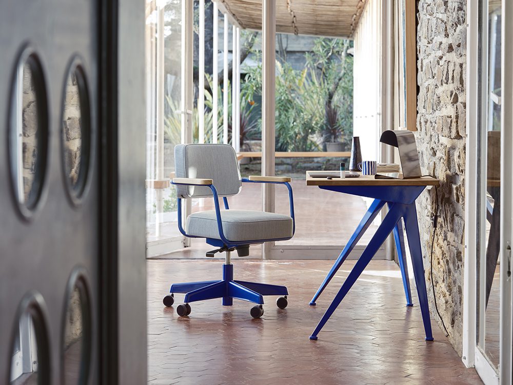 Design Classics: Vitra showcases the Jean Prouvé – adaptable to home and office - OnOffice | Design at Work