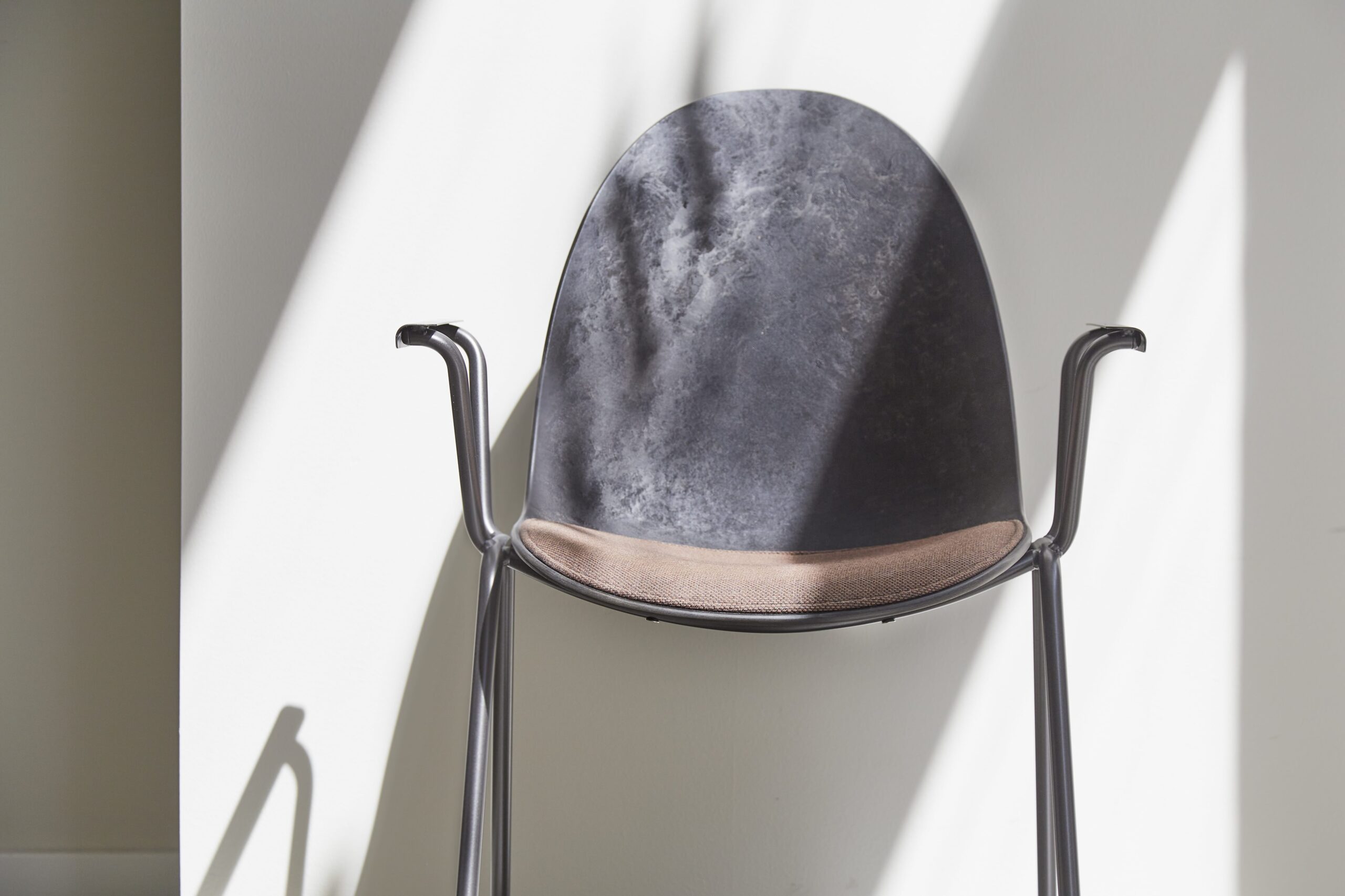 Antibiotica Zenuw Ervaren persoon Danish brand Mater is 'making waste beautiful' with their furniture collection - OnOffice | Design at Work Antibiotica Zenuw Ervaren persoon Danish brand Mater is 'making waste beautiful' with their furniture collection - OnOffice | Design at Work