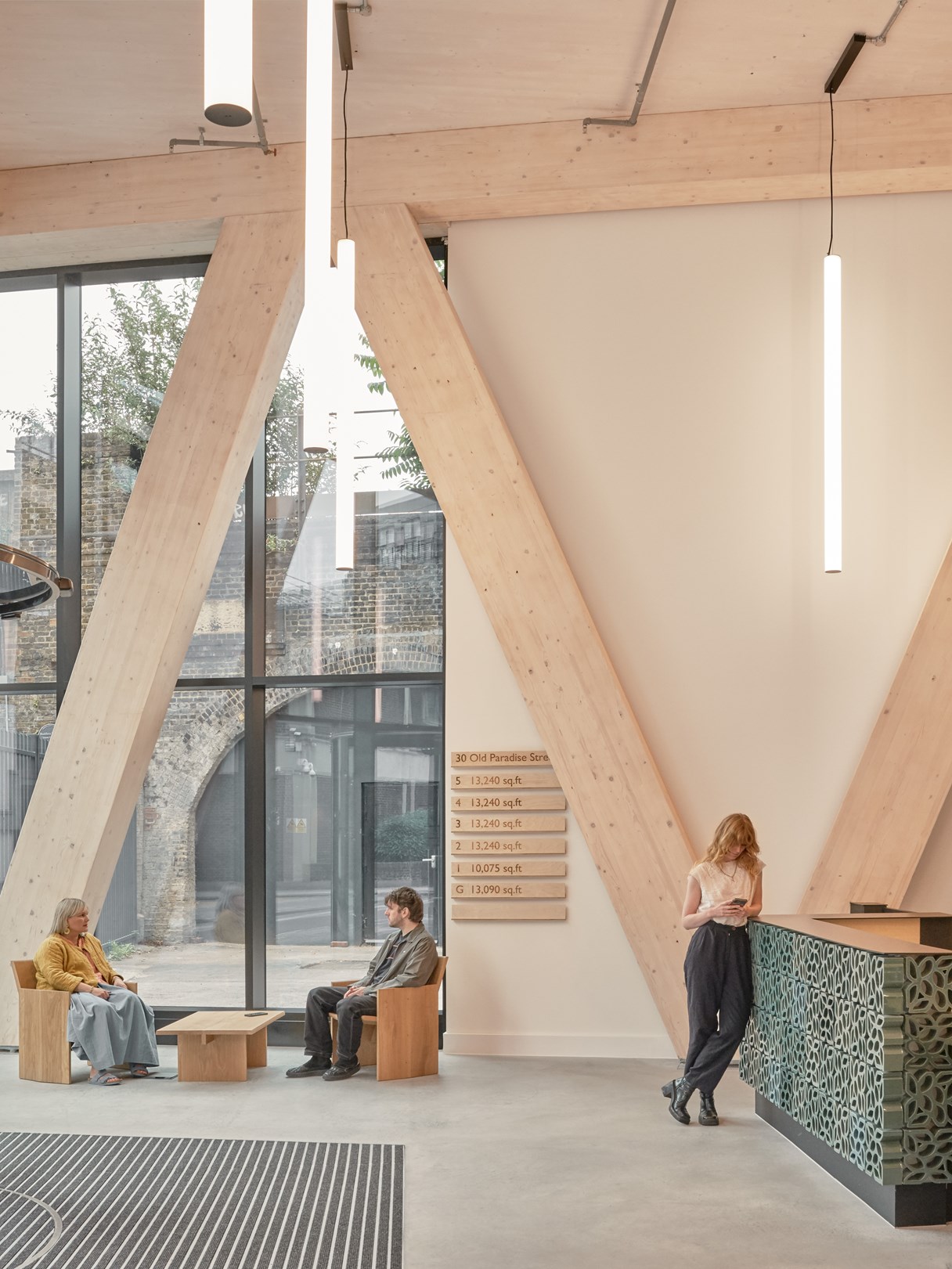 Paradise SE11 reception