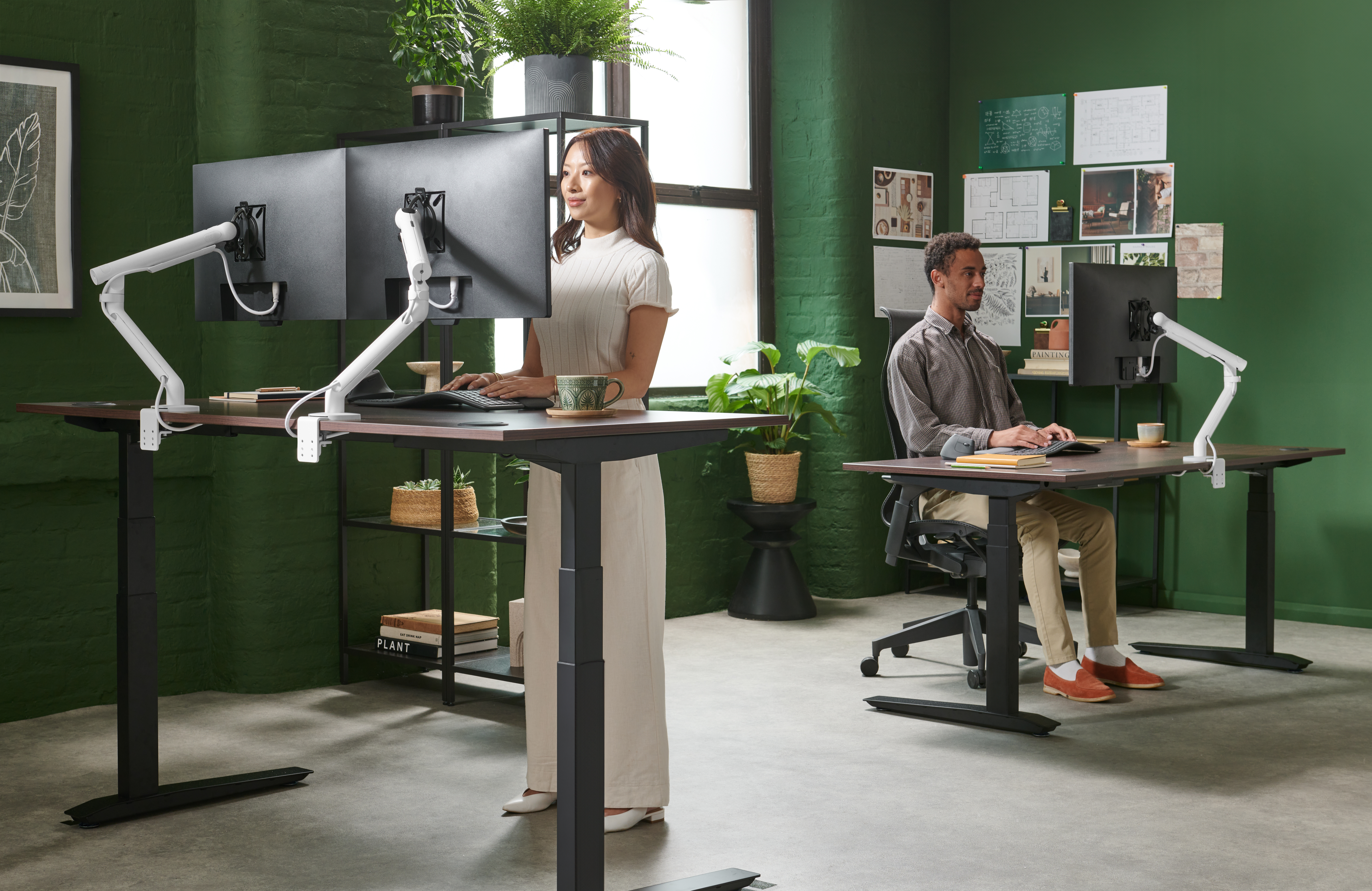 Flo White Reverse Angle Dual Set up Standing