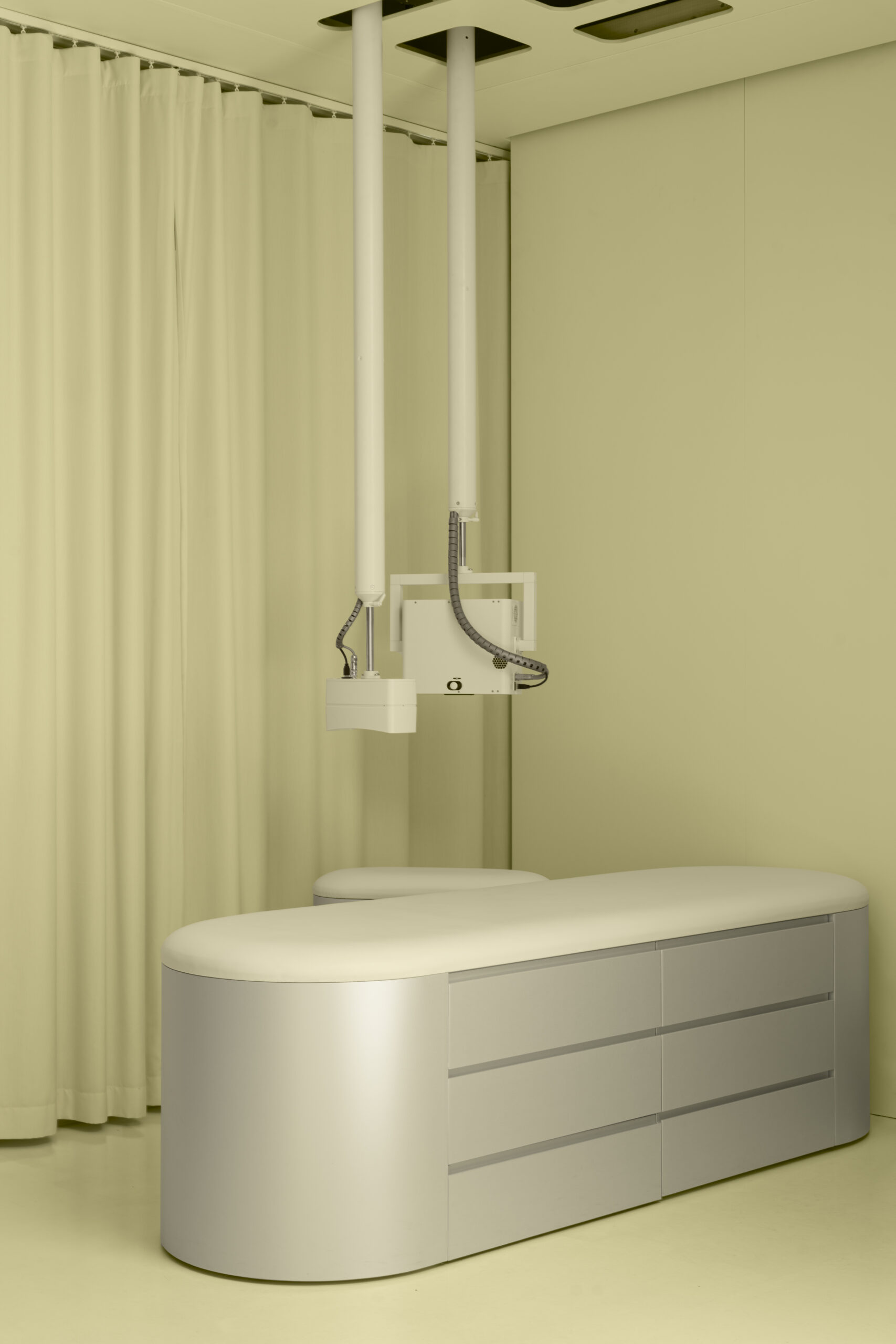 note design studio examination room